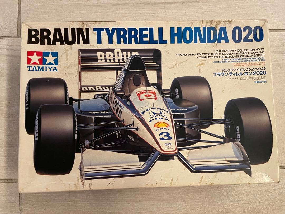 三連休限定　タミヤBRAUN TYRRELL HONDA 020 1/20
