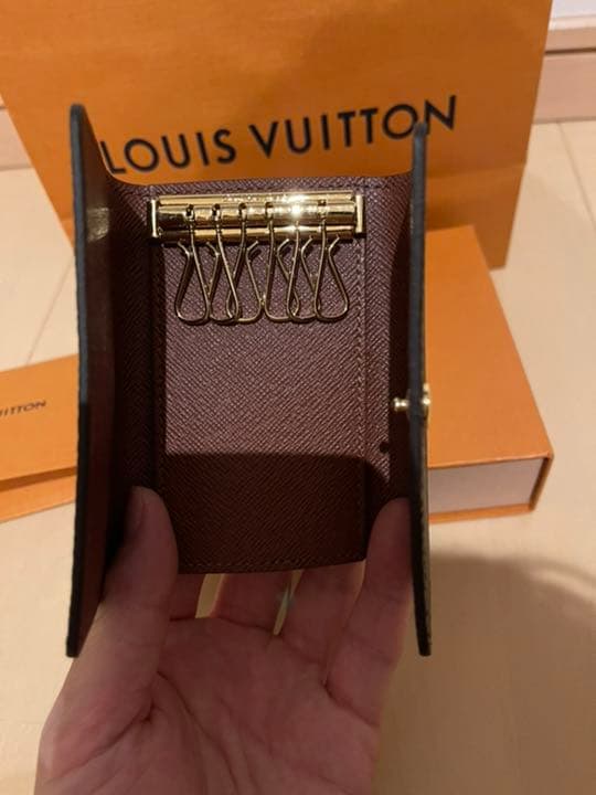 ルイヴィトン　モノグラム　キーケース6連　新品未使用