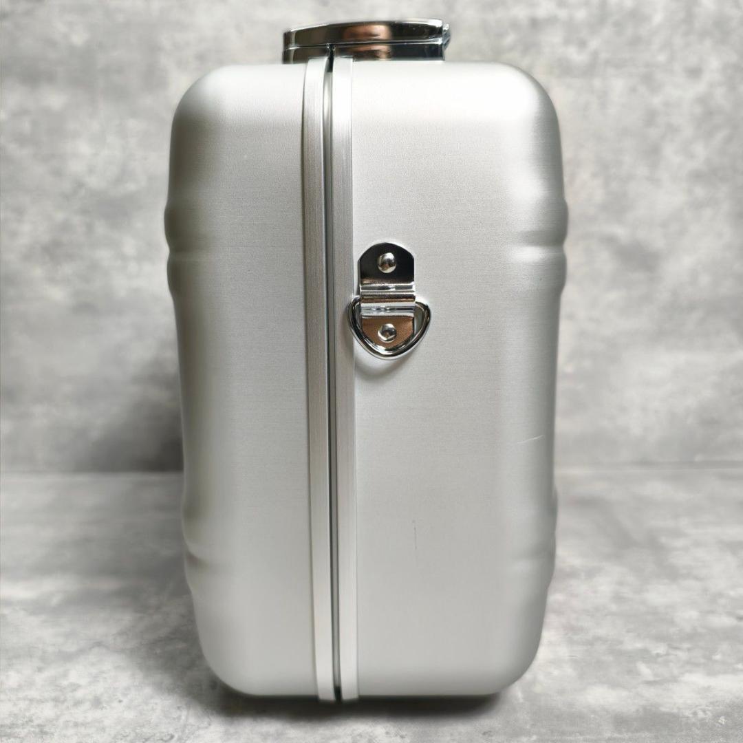 【美品】ゼロハリバートン ミニアタッシュケース カメラケース シルバー