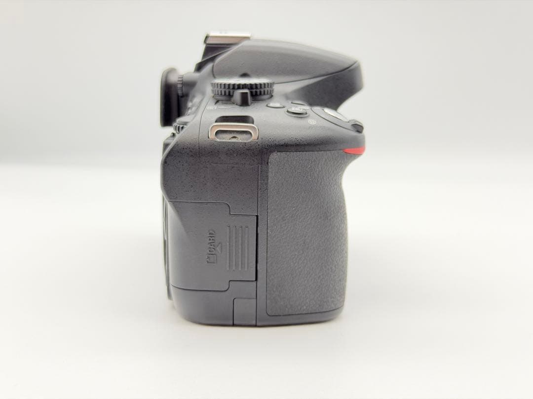 Nikon D5100 ボディ（バッテリー・充電器付）