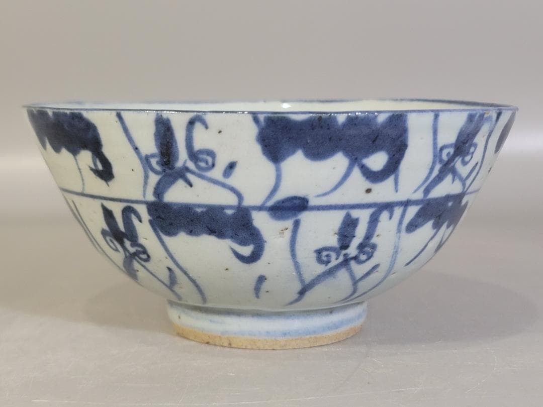 茶道具 中国 青花 碗 古染付 菓子鉢 DT601中国 陽刻 蓮紋 青磁 燭台