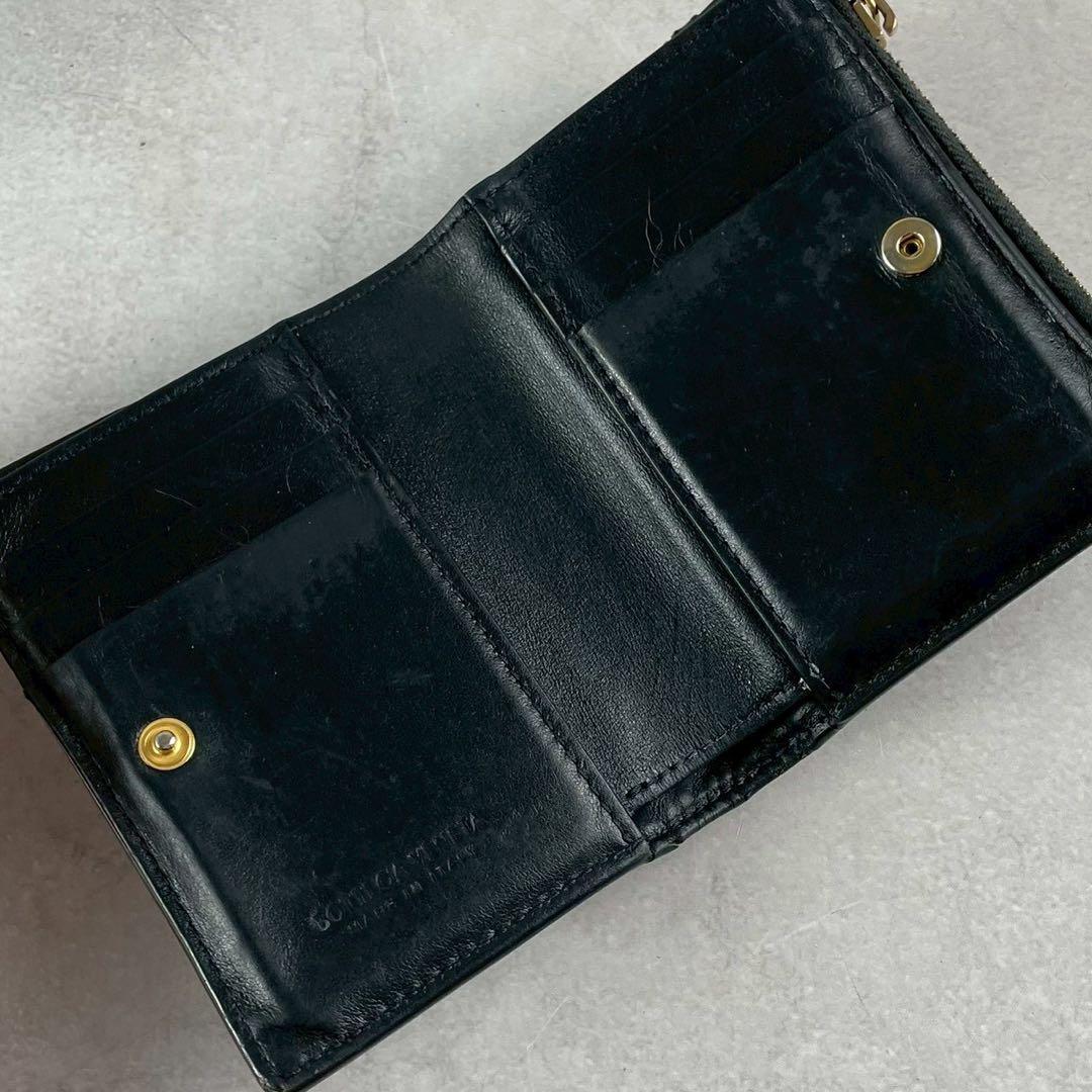 【美品】ボッテガヴェネタ 折り財布 カセット イントレ レザー ブラック 金具