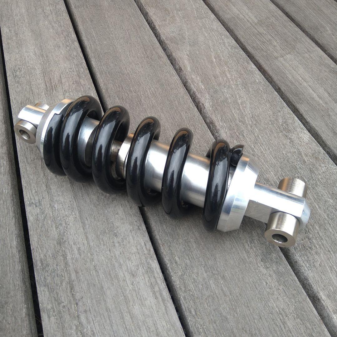 ドラッグスター400スタンダード•クラシックビレットサスペンション