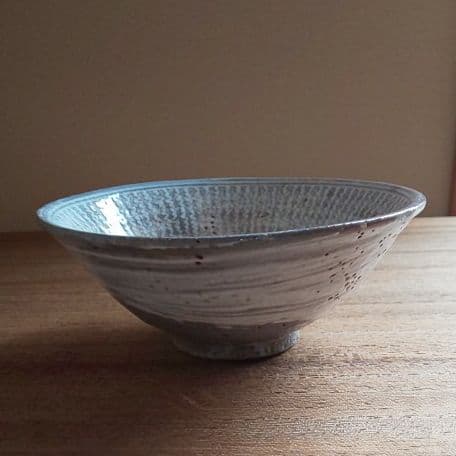 A 128 三島茶碗・五代六兵衛造 ( 坐忘斎箱書付き )