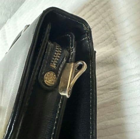 【希少】Aquascutum（アクアスキュータム）鍵付き本革 ビジネスバッグ