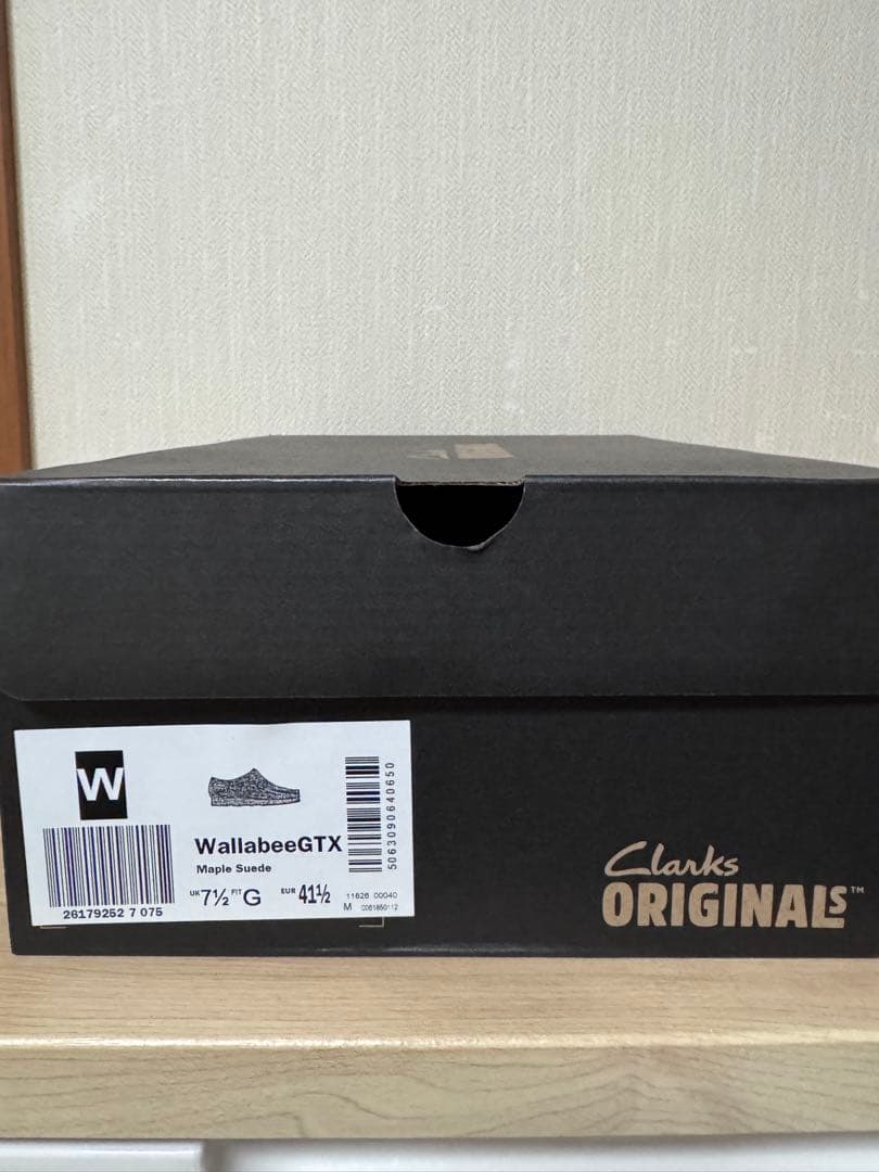 スグルClarks Wallabee GTX
