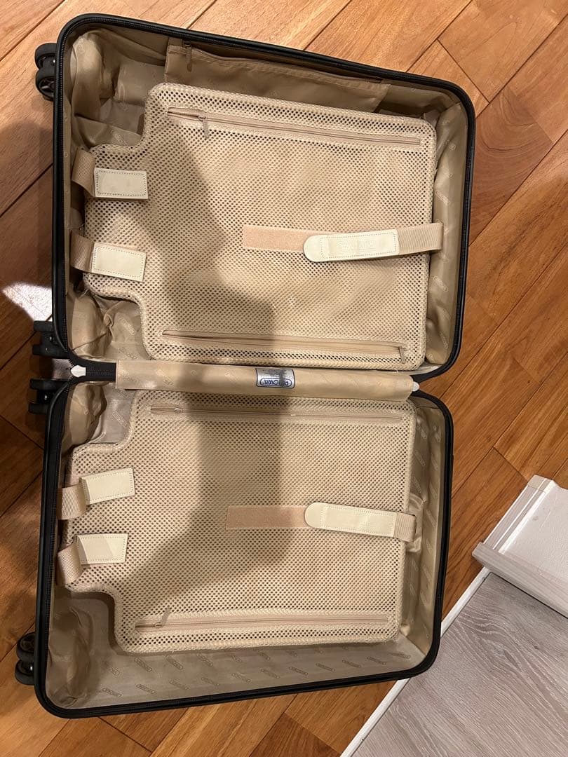 RIMOWA スーツケース　機内持ち込み
