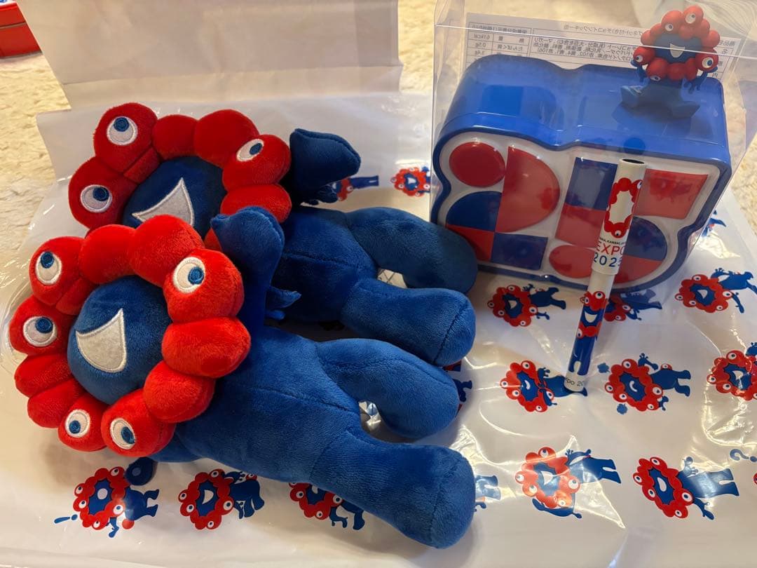 万博　ミャクミャクセット