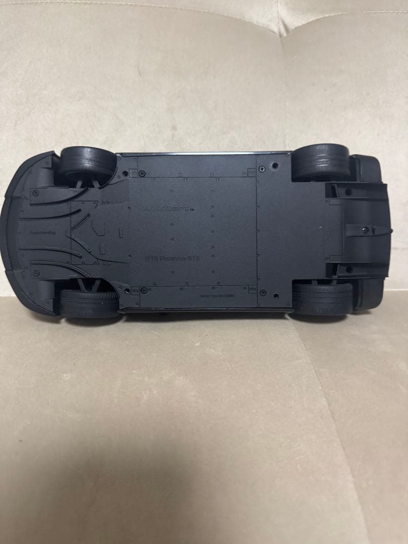 豪華おまけ付き　1/18 オートアート　AUTOart　ポルシェ918スパイダー