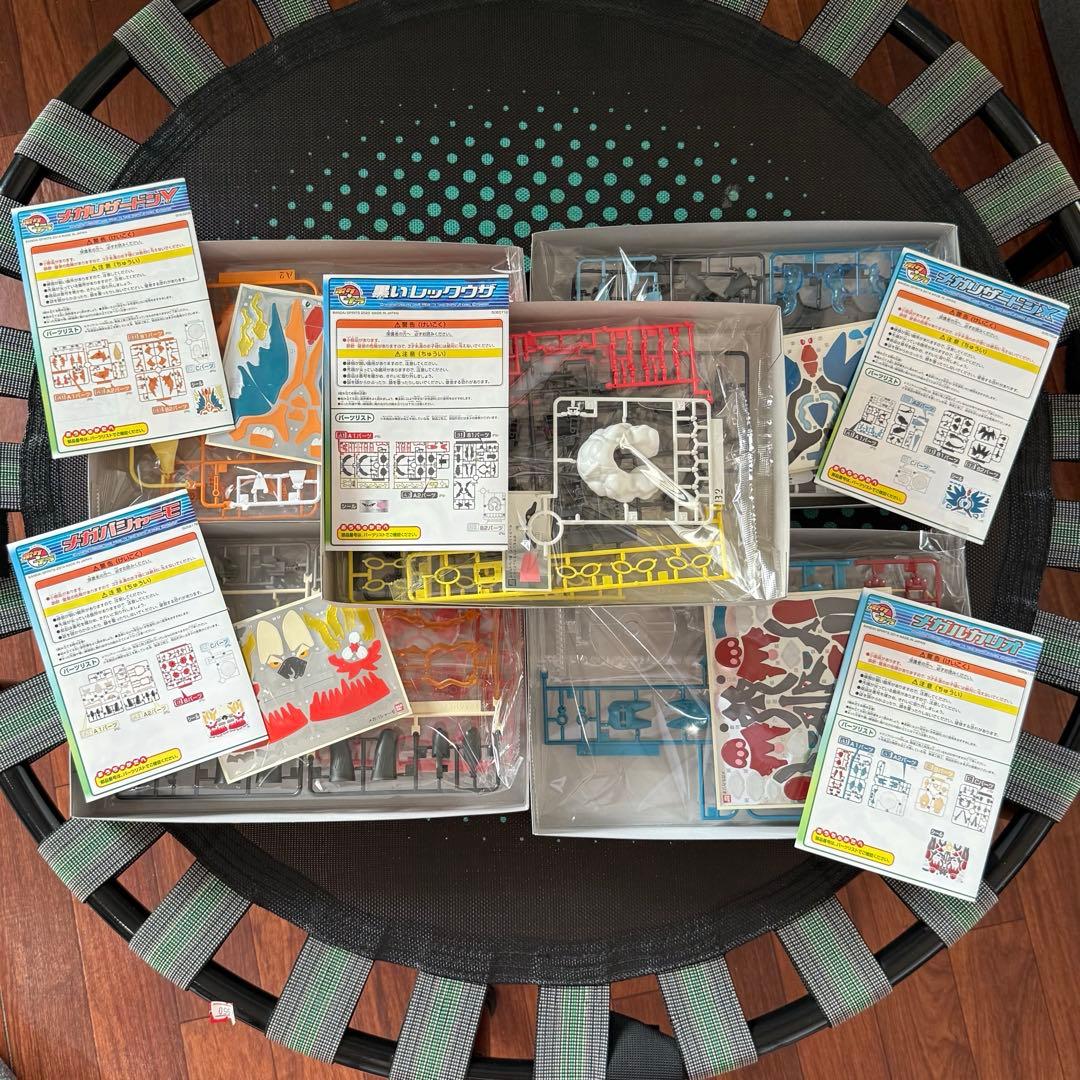 ポケモンプラモデル　5点セット　レックウザ　ルカリオ　リザードン　バシャーモ