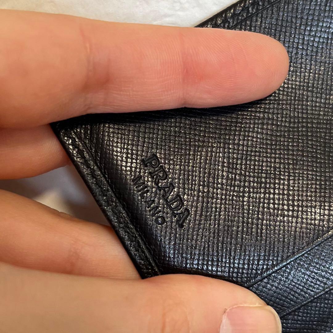 美品 PRADA プラダ 三角プレート サフィアーノ ミニ財布 三つ折り財布