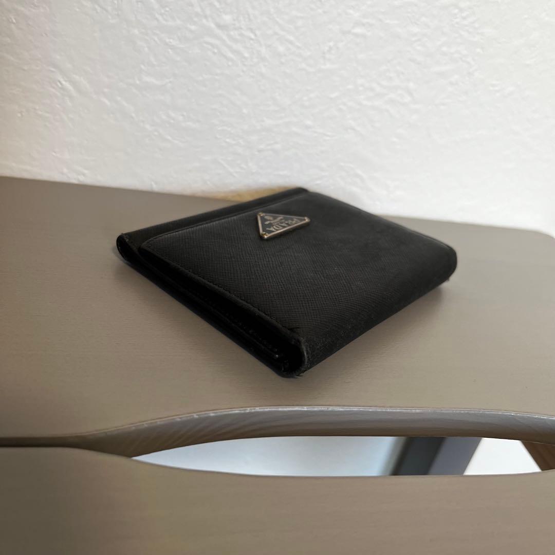 美品 PRADA プラダ 三角プレート サフィアーノ ミニ財布 三つ折り財布