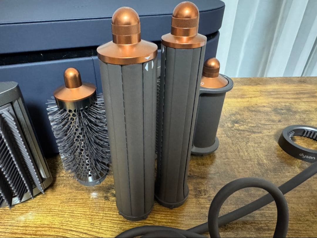 Dyson マルチスタイラー HS05