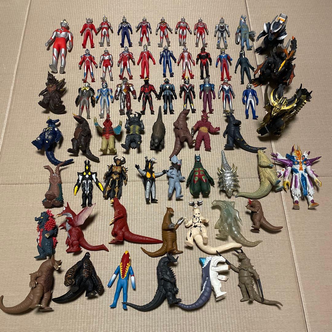 ウルトラマン・怪獣フィギュアセット　62体