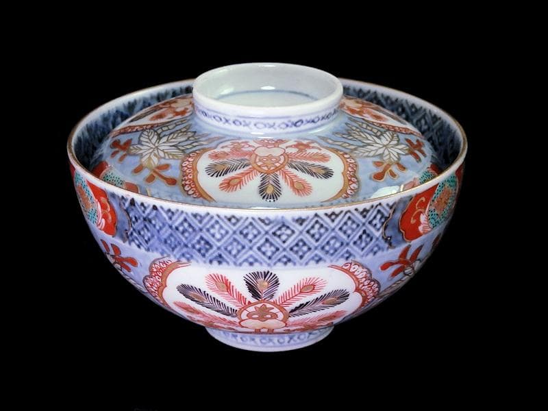 古伊万里　薄瑠璃　染錦　孔雀の図　大振蓋茶碗　F200AS-CTe