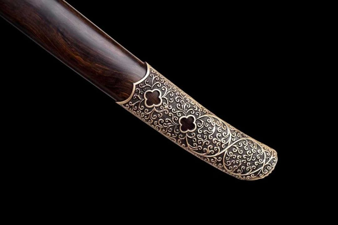 【大馬繍春刀】古兵器 刀装具 日本刀　模造刀 居合刀 武士道 鑑賞用 美術刀