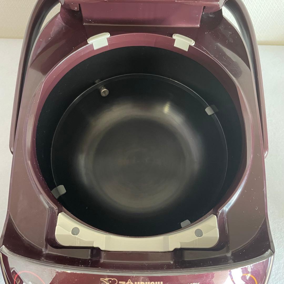 【美品】2021年製 象印(NP-ZV103BK )圧力IH炊飯器 5.5合