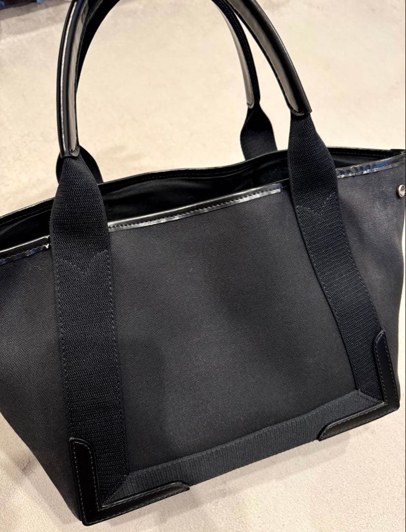 BALENCIAGA ネイビーカバス バッグS