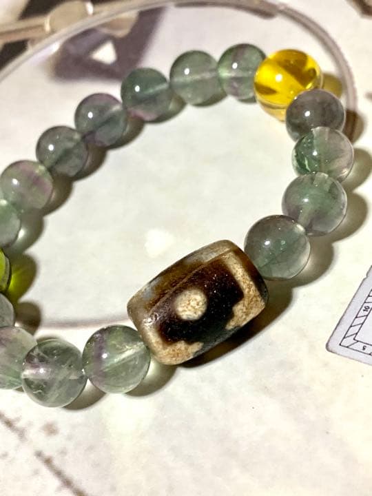 イエロー、グリーン龍王眼　曼荼羅天珠ブレスレット　No.11 フローライト