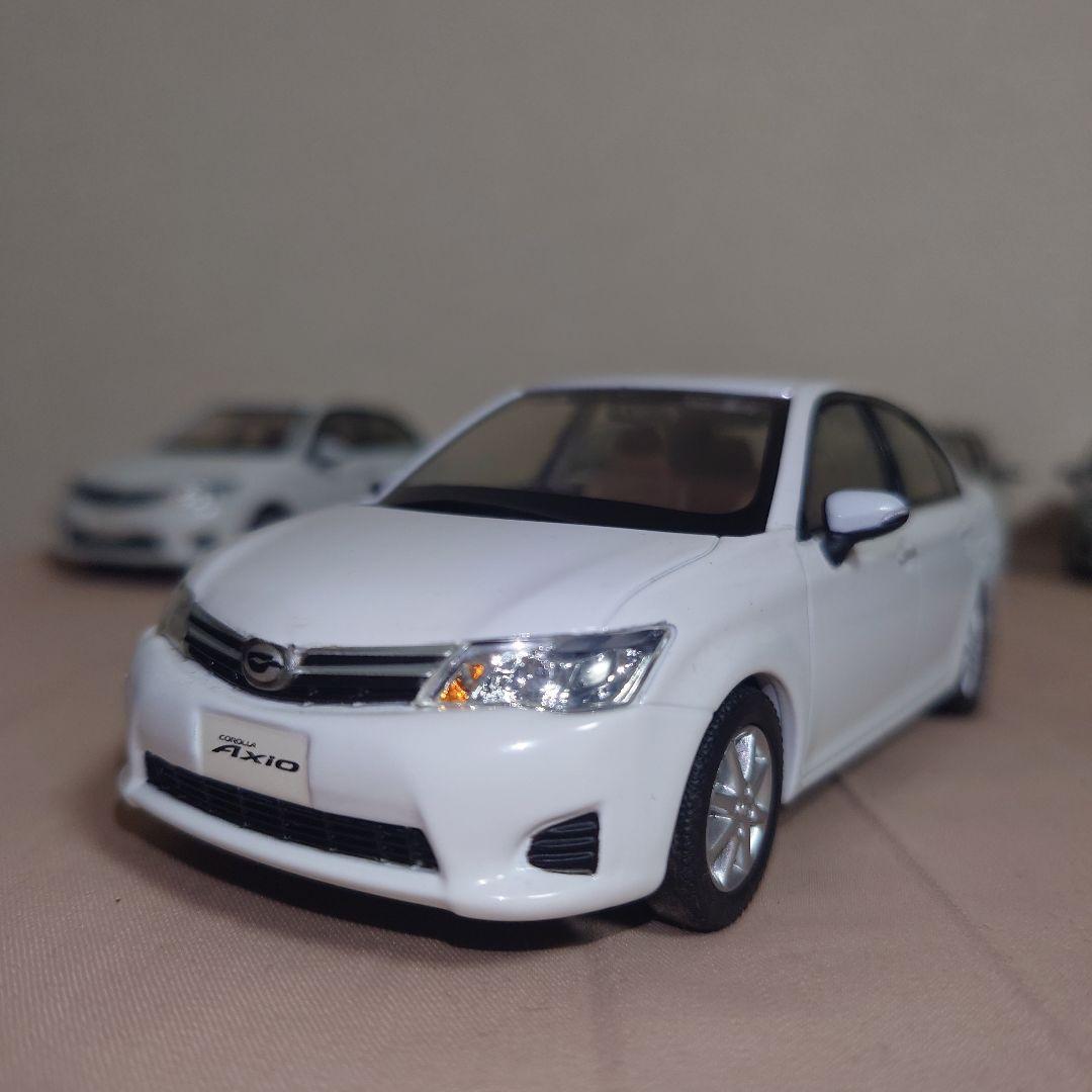 TOYOTA　COROLLA　Axio 7台セット