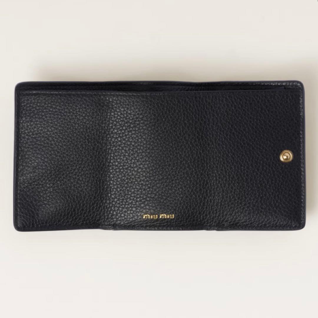 miu miu 三つ折り財布 黒 レザー