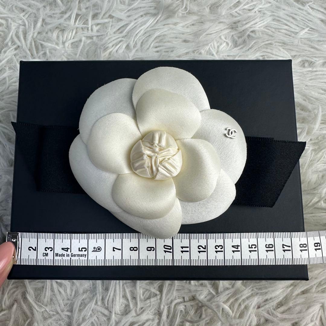 新品同様 CHANEL シャネル カメリア コサージュ ブローチ リボン