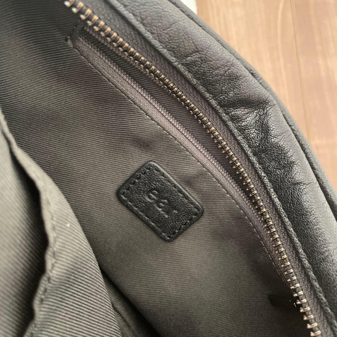 イア　パピヨネ　ear PAPILLONNER 本革　ボックスショルダーバッグ