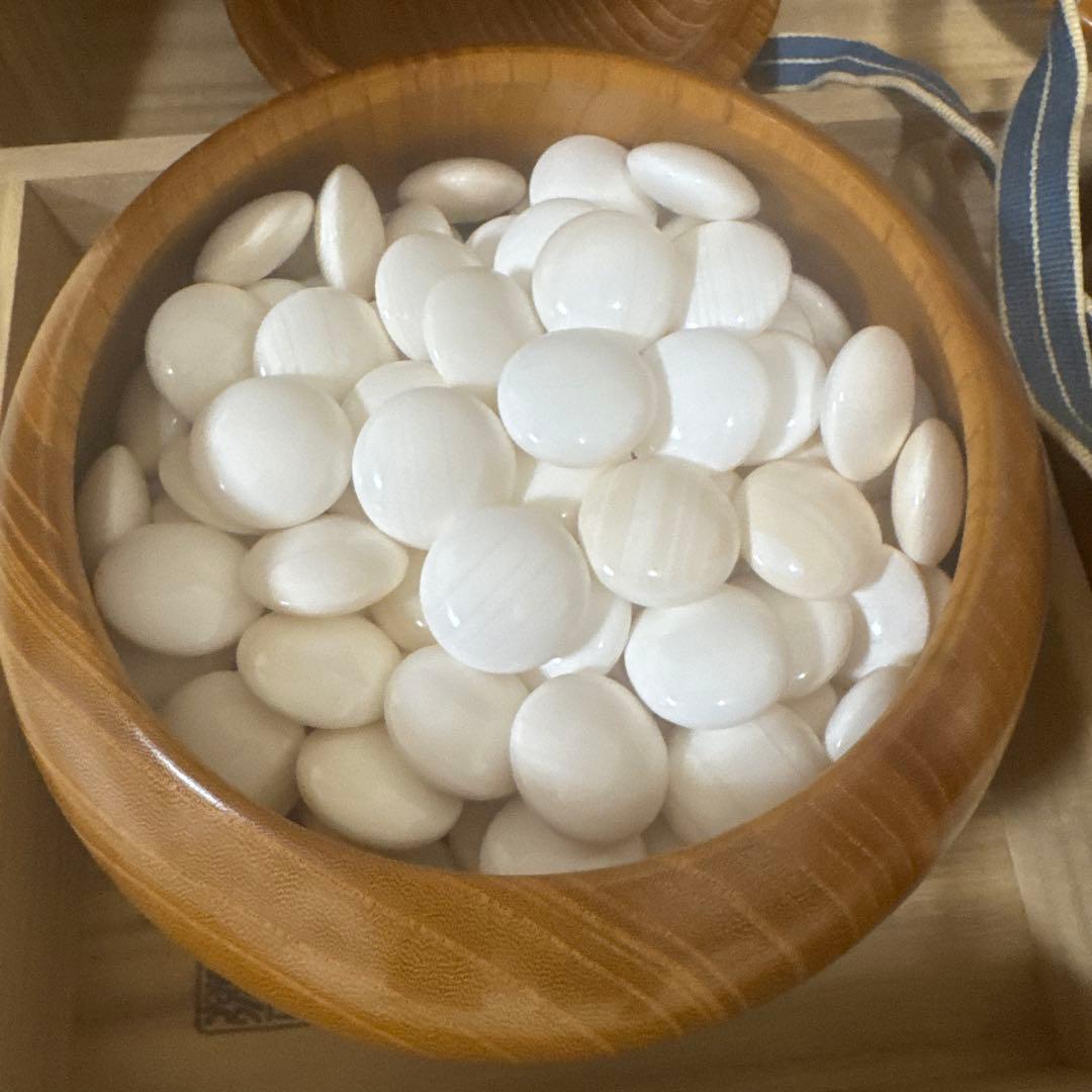 HG2713◆碁石　本蛤白　３6号　碁笥、箱付◆囲碁　h