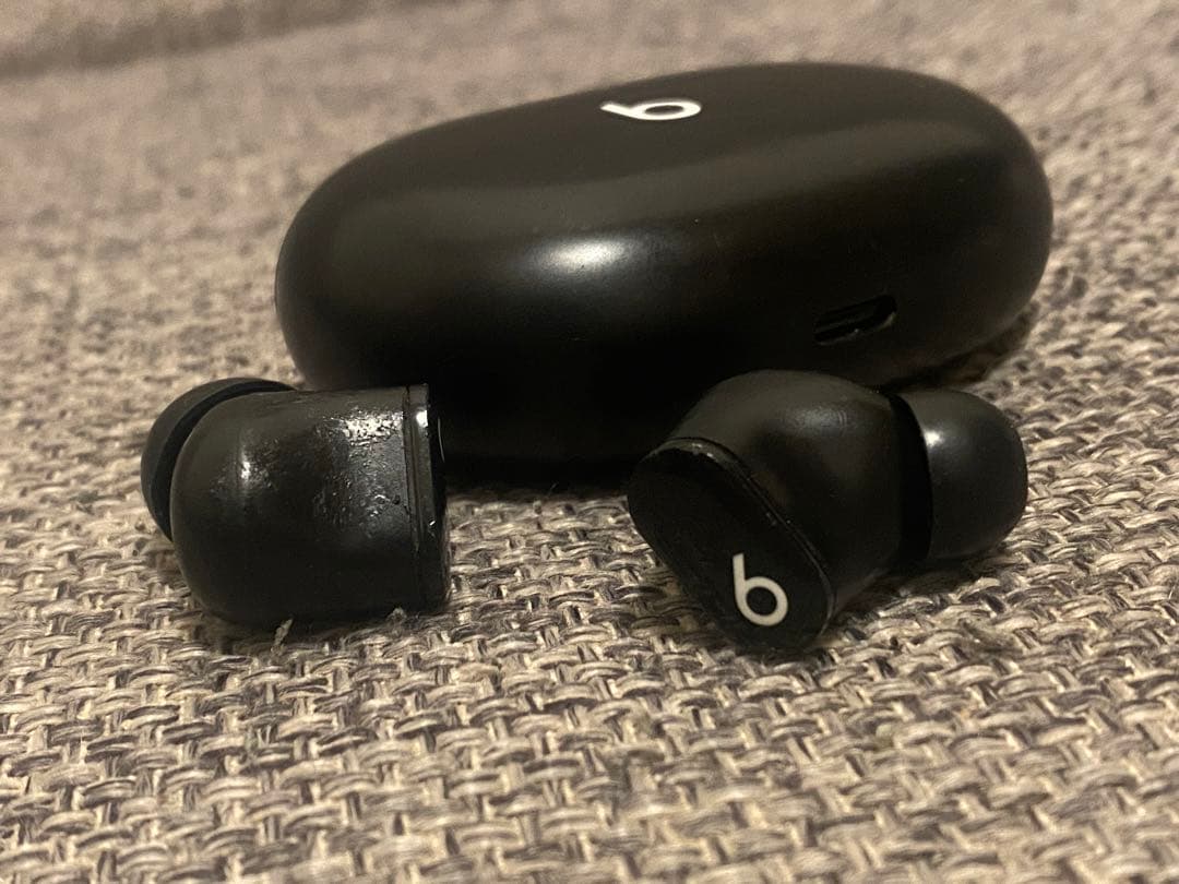 Beats by Dr Dre Beats Studio Buds ブラック