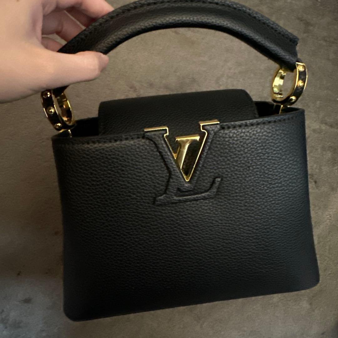 Louis Vuitton ブラックハンドバッグ