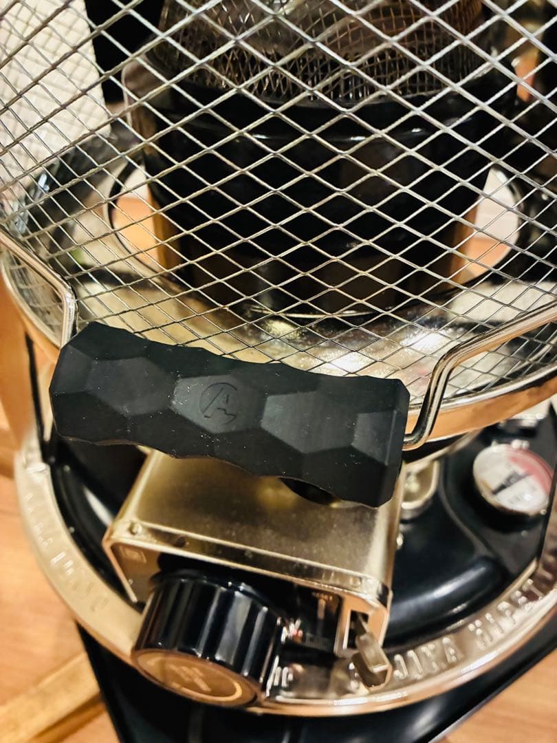 フジカハイペット黒 反射板付き　ガレージブランドカスタム　ストーブケース付き