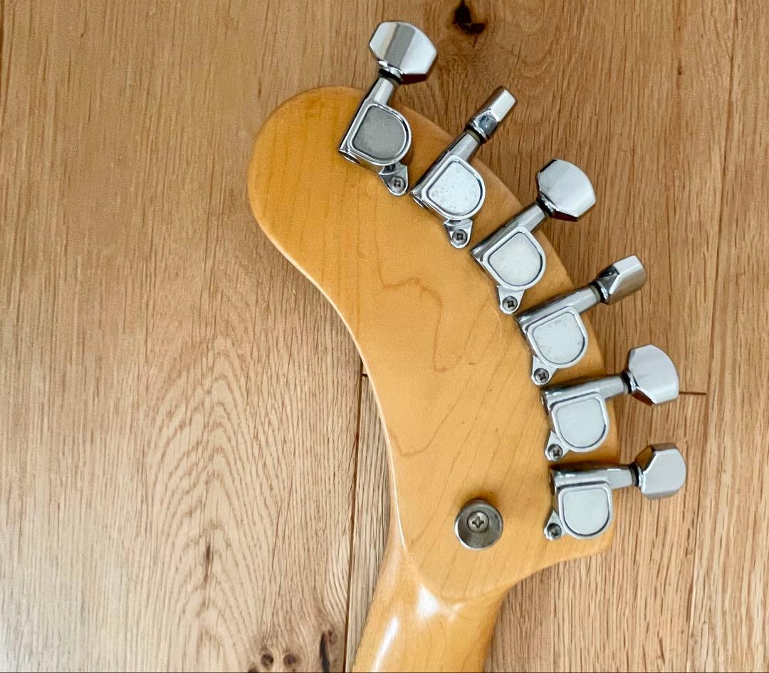 ☆フェルナンデス ZO-3 エレキギター 水色　アンプ内蔵