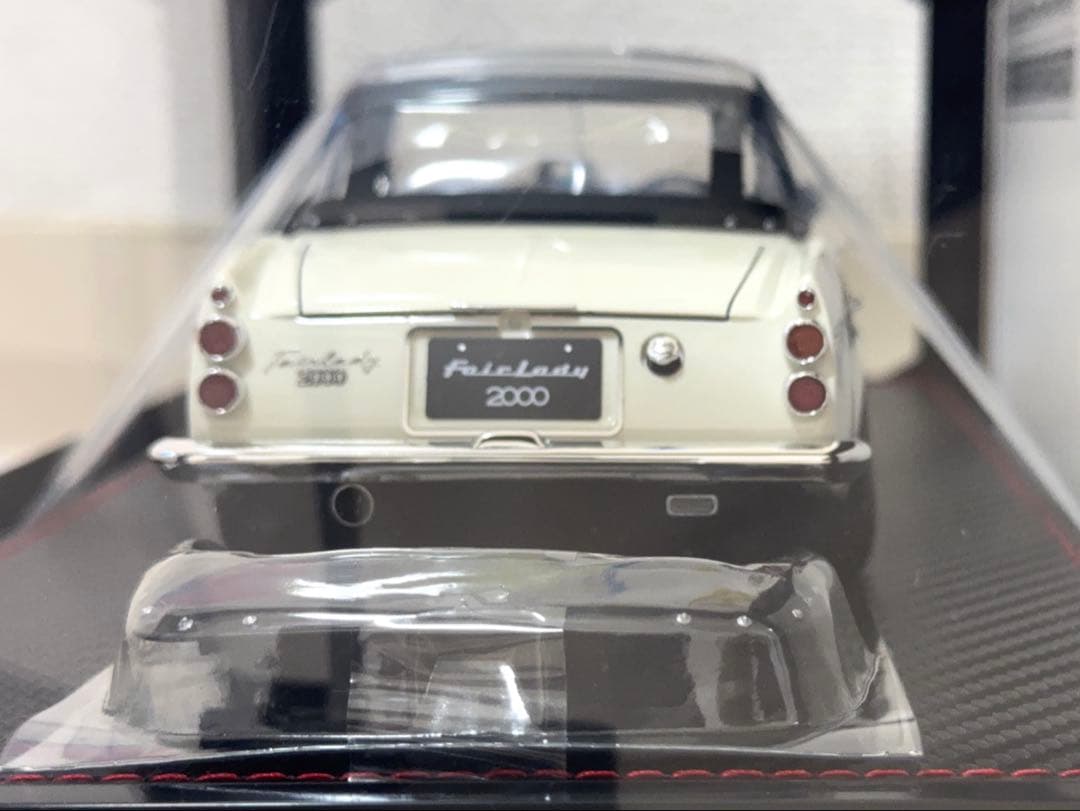 【限定70台】1/18 DATSUN Fairlady 2000 エンジン付属