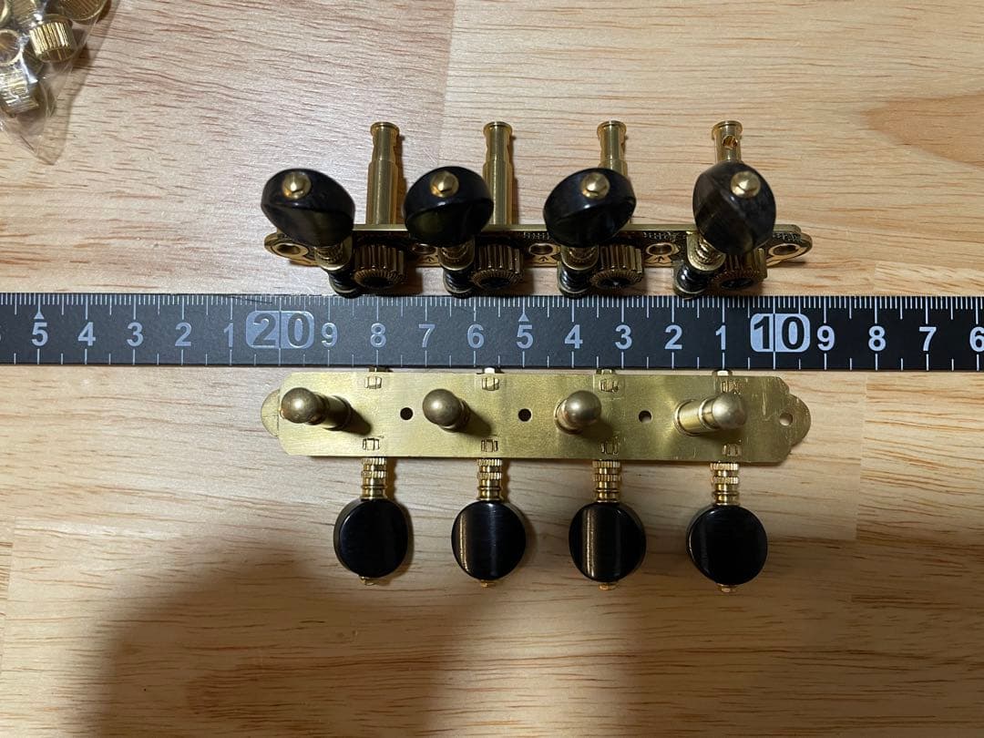 新品 ルブナー Rubner マンドリン用ペグ 黒檀 ゴールド×ブラック