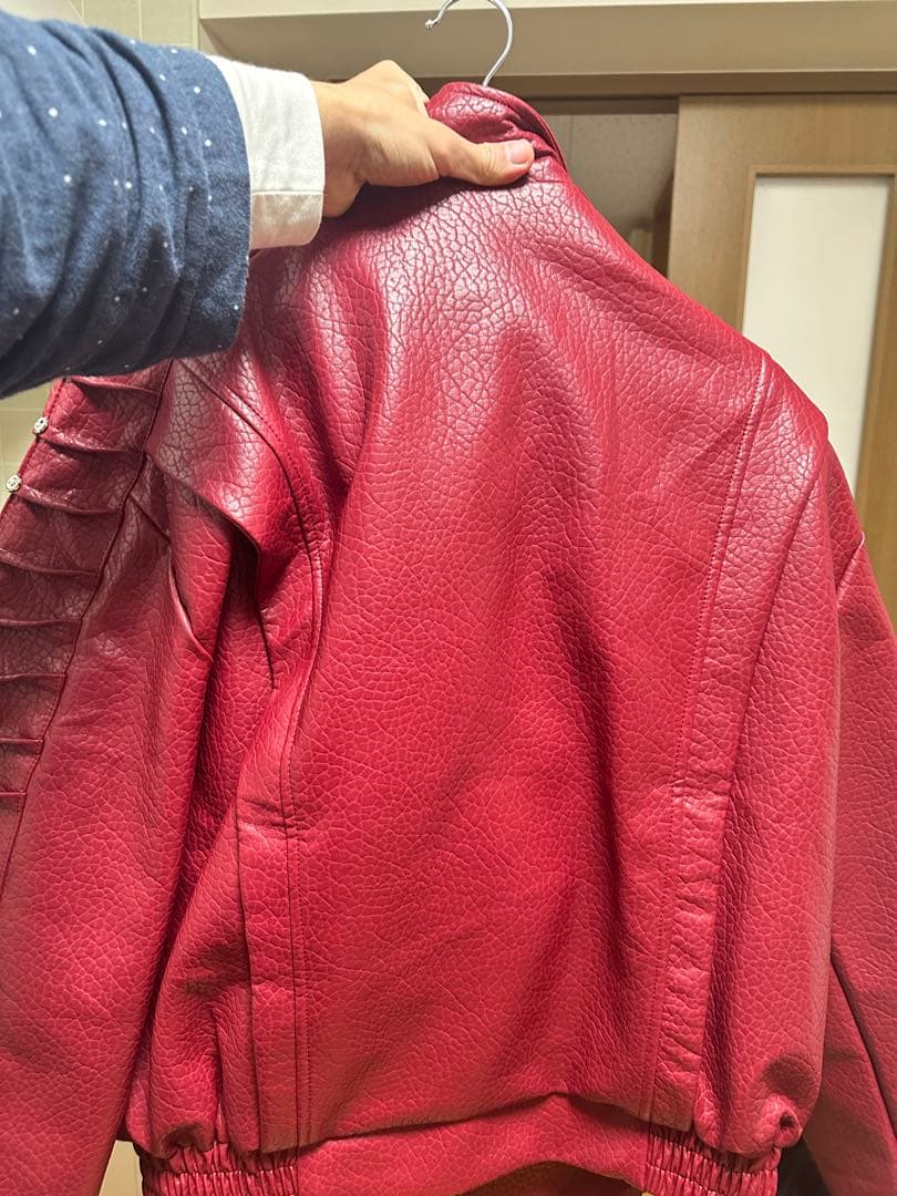 赤いヴィンテージレザージャケット