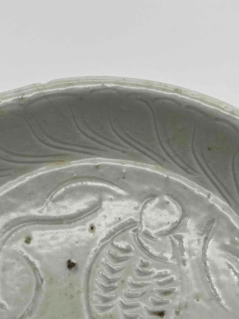 宋時代　青白磁刻花魚藻文盤　茶碗　茶鉢　景徳鎮　影青　唐物(E-46)