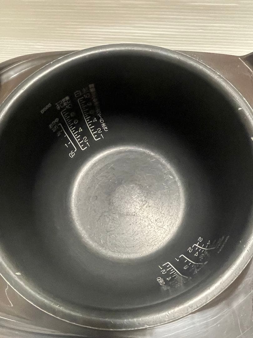 ZOJIRUSHI/象印　NW-VH18￼ IH炊飯器　1升