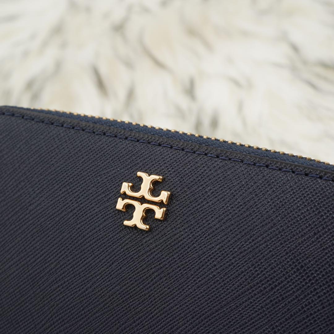 未使用　TORY BURCH ジップウォレット　小銭入れ　ケース　ネイビー