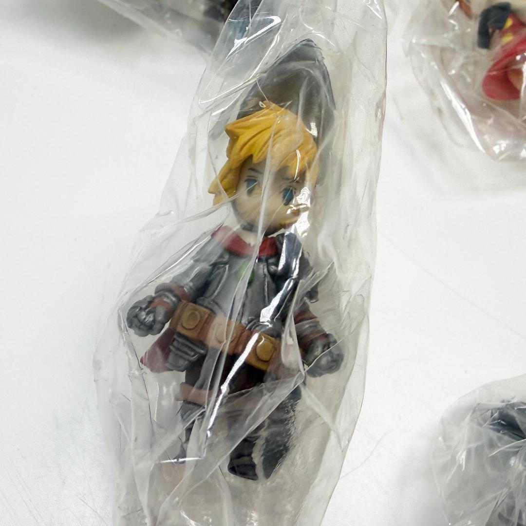ファイナルファンタジー3 トレーディングアーツ ミニ フィギュア 6個セット