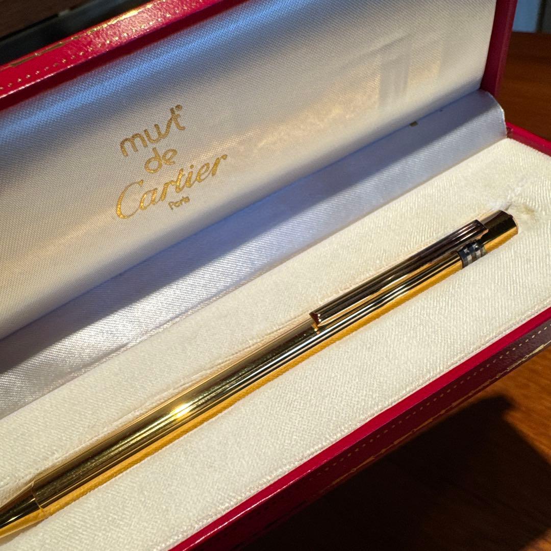 Must de Cartier ゴールドボールペン