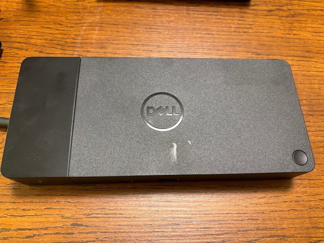 DELL ドッキングステーション　WD22TB4