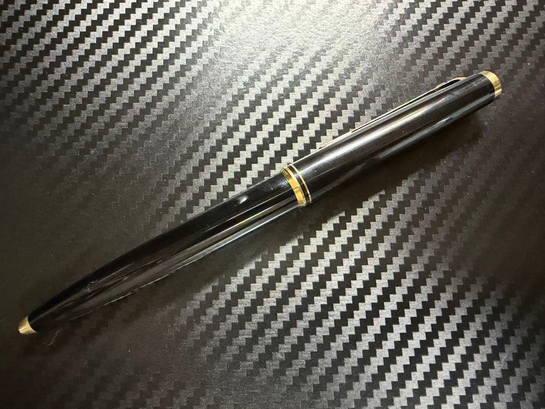 未使用に近い モンブラン No.281 ボールペン ブラック アダプター付き