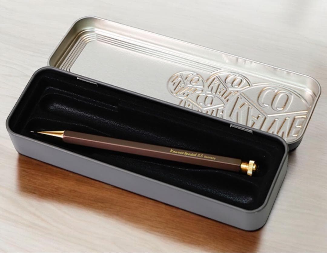 伊東屋限定カヴェコ オリーブブラウン カヴェコペンシルスペシャル 0.5mm