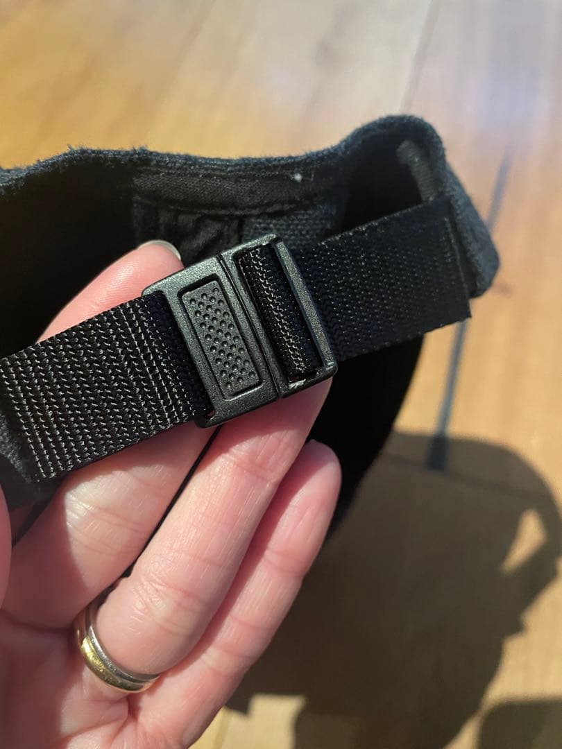 美品Supreme 黒 キャップ　シュプリーム