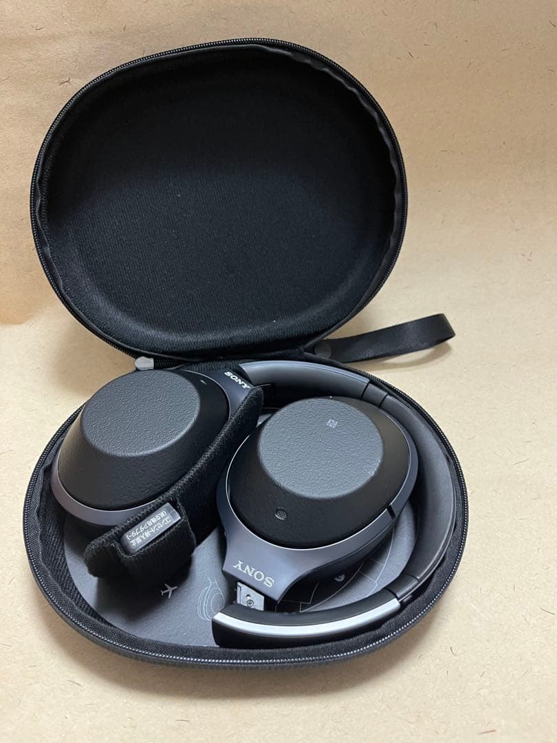 SONY　ヘッドホン　WH-1000XM2