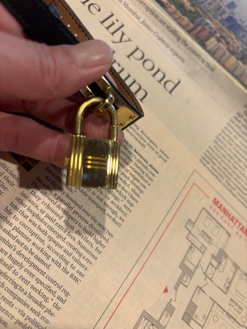 ヴィンテージHERMES☆ケリーウォッチ(ブラックベルト×ゴールド)