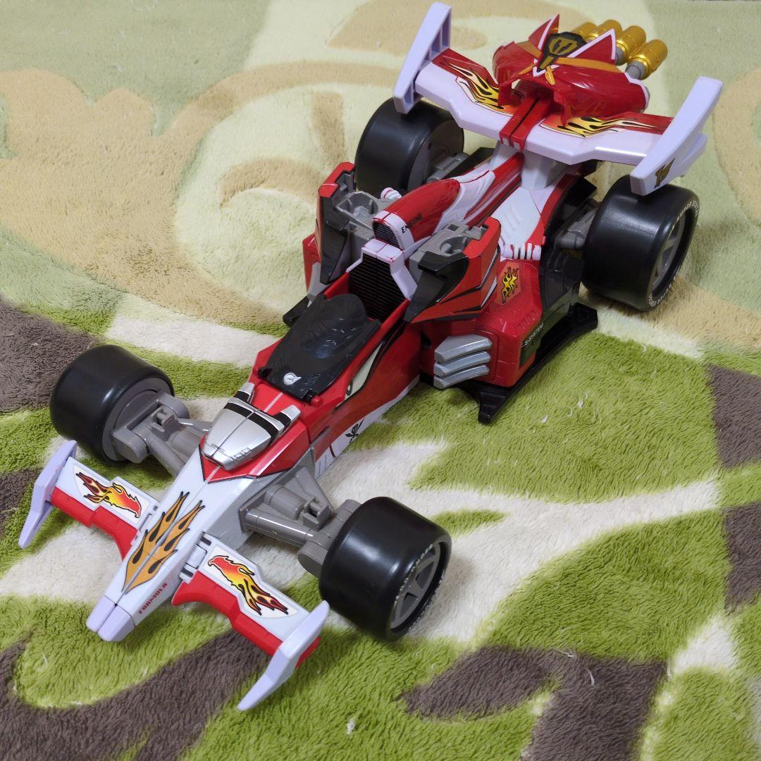 エンジンマッハルコン　海賊戦隊　ゴーカイジャー　ゴジュウジャー　ロボット　ロボ