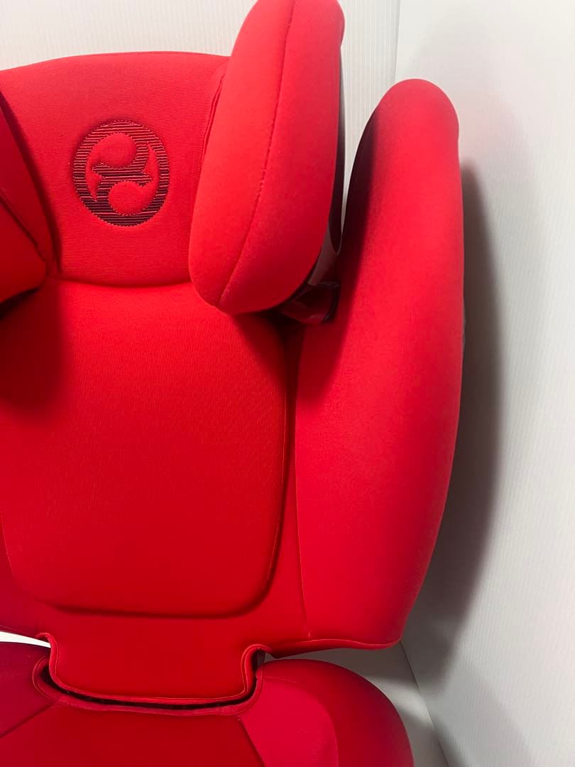 サイベックス 　ジュニアシート　ソリューション S i-FIX 保護シート付　赤