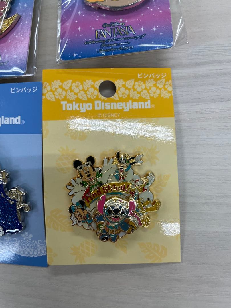 東京ディズニーランド・ディズニーシー ピンバッジセット 9個