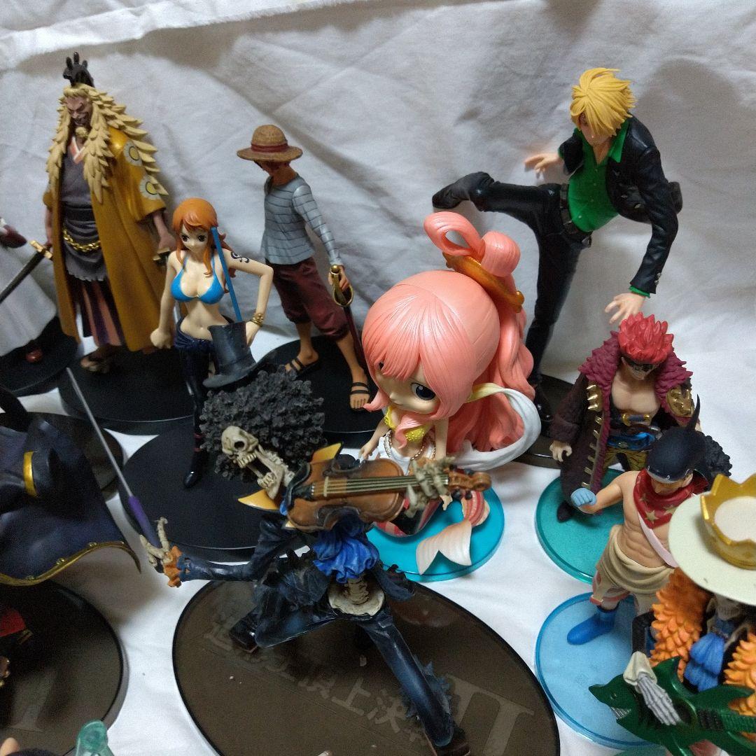 ワンピースフィギュアまとめ売り造形王、DXFなど計36体